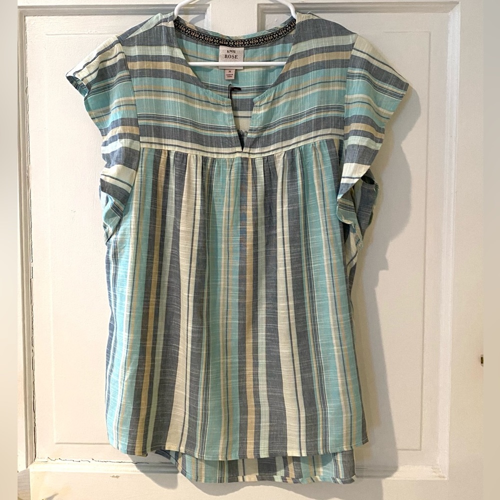 Knox Rose Flutter Sleeve Top